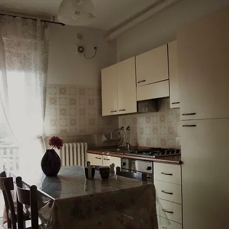 Viale Pedonale A Due Passi Dal Mare Διαμέρισμα Μπελάρια-Ιτζέα Μαρίνα