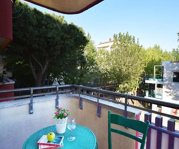 Appartement Viale Pedonale A Due Passi Dal Mare *